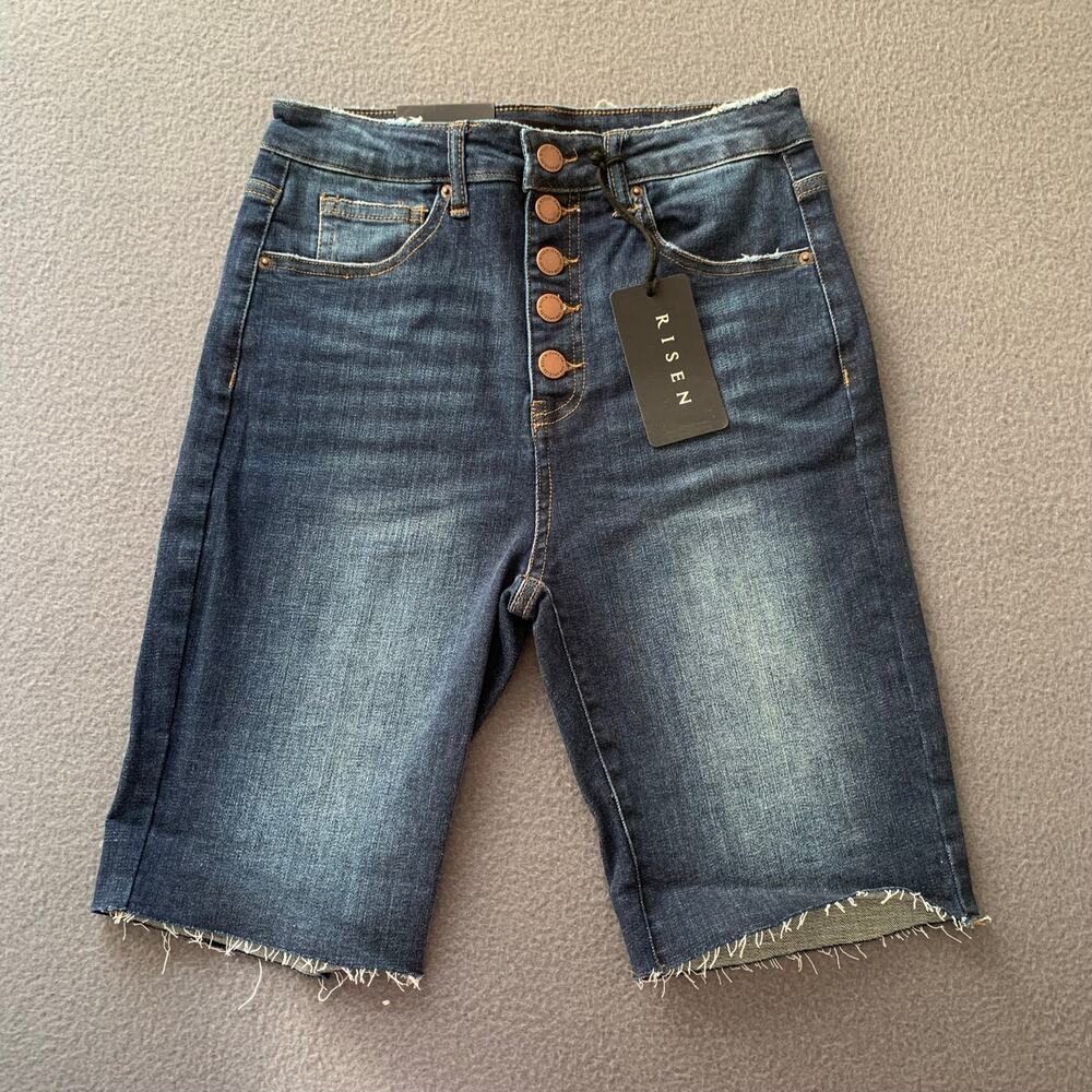 NWT Risen Button Fly Bermuda Shorts Size Small Stretch Dark Wash